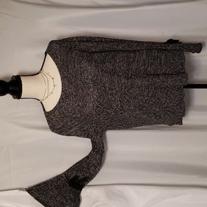 ❤3/$30 Comfy, cozy & cute knit sweater